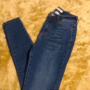 FOREVER 21 DENIM JEANS HIGH RISE SKINNY